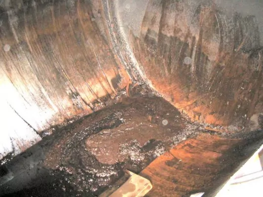 eau dans la cuve de stockage